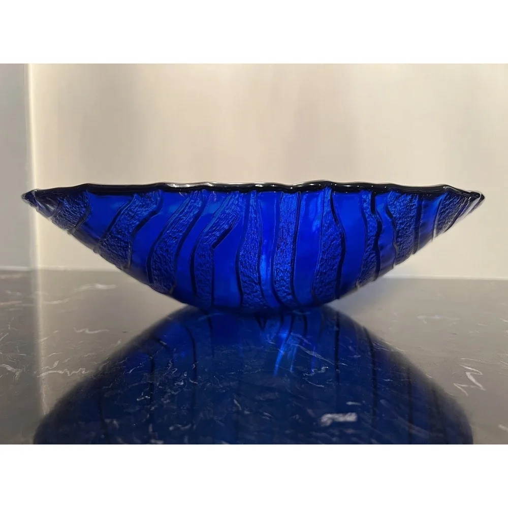 IVY Large Glass/Crystal Bowl with Wave Pattern Cobalt Blue 13